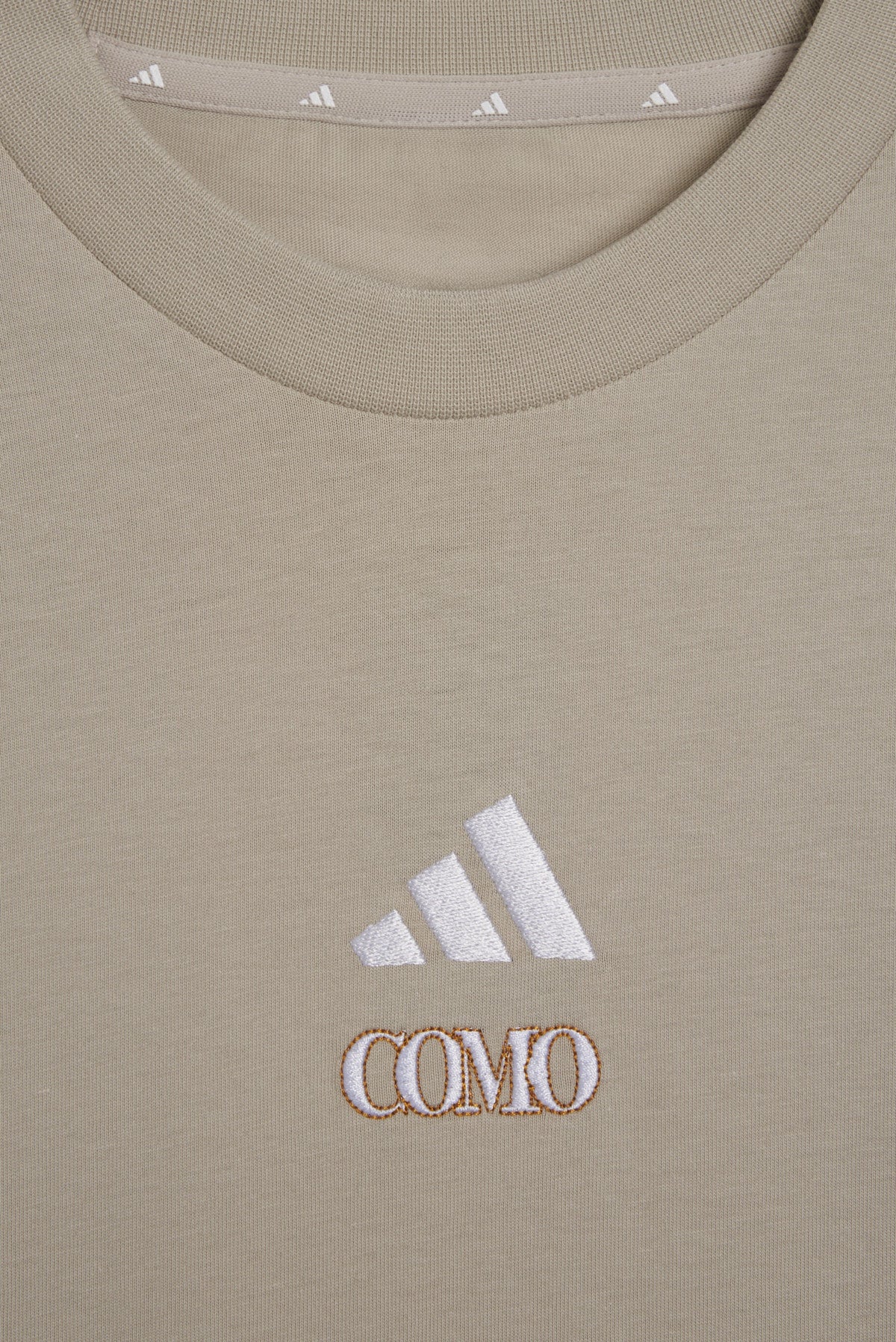 Adidas Como Crest T-Shirt Da Donna Beige - Image 3